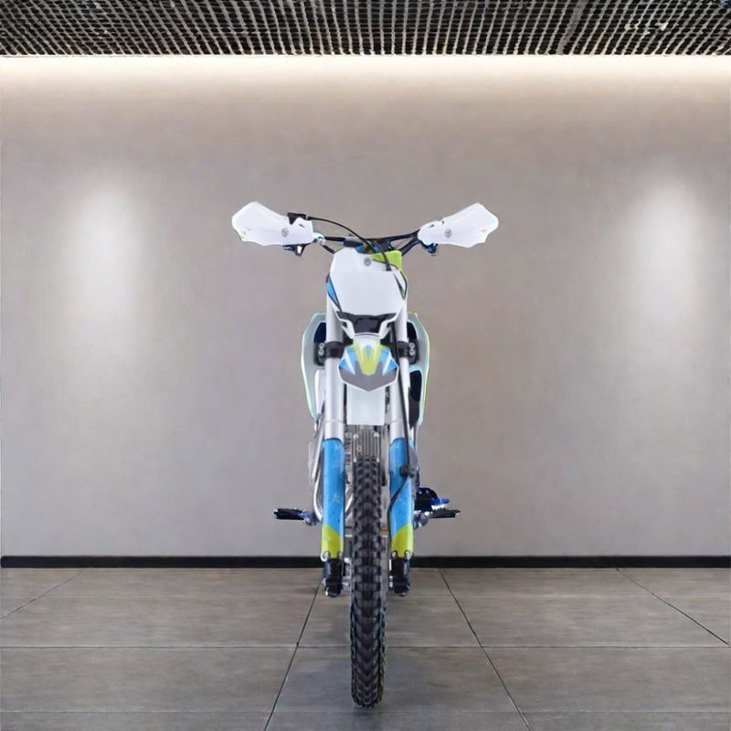 125ccのDirt Bike DISCブレーキと100-200ccの運動量でライディングゲームをアップグレードしてください