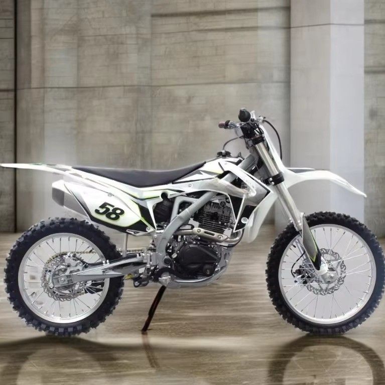 カスタマイズ可能な色 オフロードモーターレース 汚れバイク 250cc 450cc 極端な冒険のために